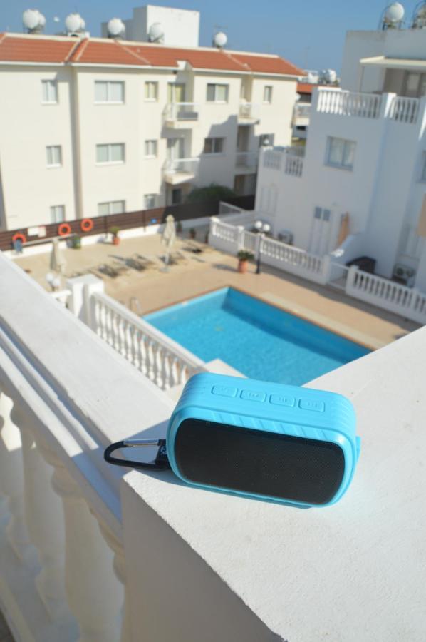 Kapparis Penthouse Apartment Паралимни Екстериор снимка